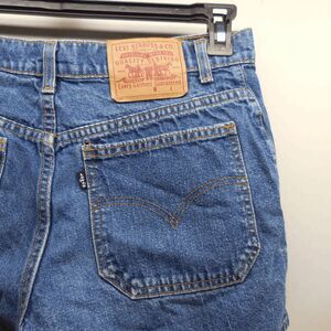 Vintage Levi's Jean Shorts Size 10 Reg  32” Denim Button Fly USA 582 01 90s Y2K